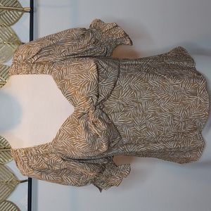 NWT- Nine West Twist Front, Puff Sleeve Top, Medium